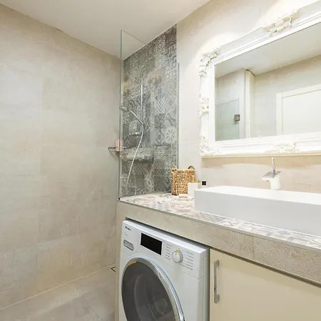 Horizon Penthouse - Premium Location And Panoramic Views *